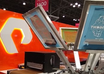 Live Screen Printing in New York City: Bringing Custom Apparel to the Big Apple